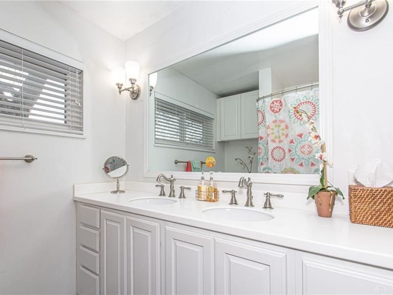 1105 Chateau Drive, Kettering, OH 45429 Photo 18