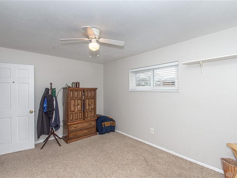 1105 Chateau Drive, Kettering, OH 45429 Photo 22