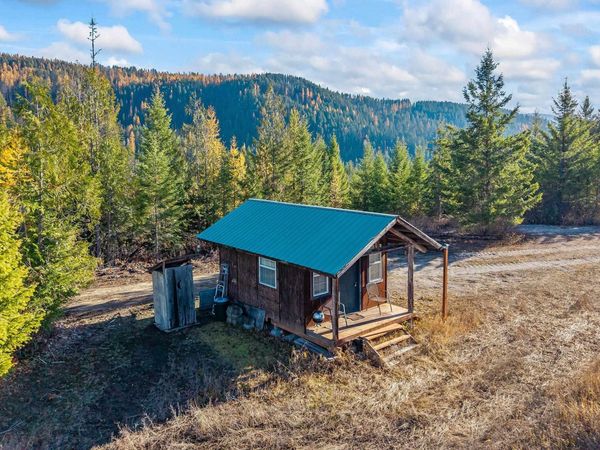 NKA Highway 31 Hwy, Metaline Falls, WA 99153