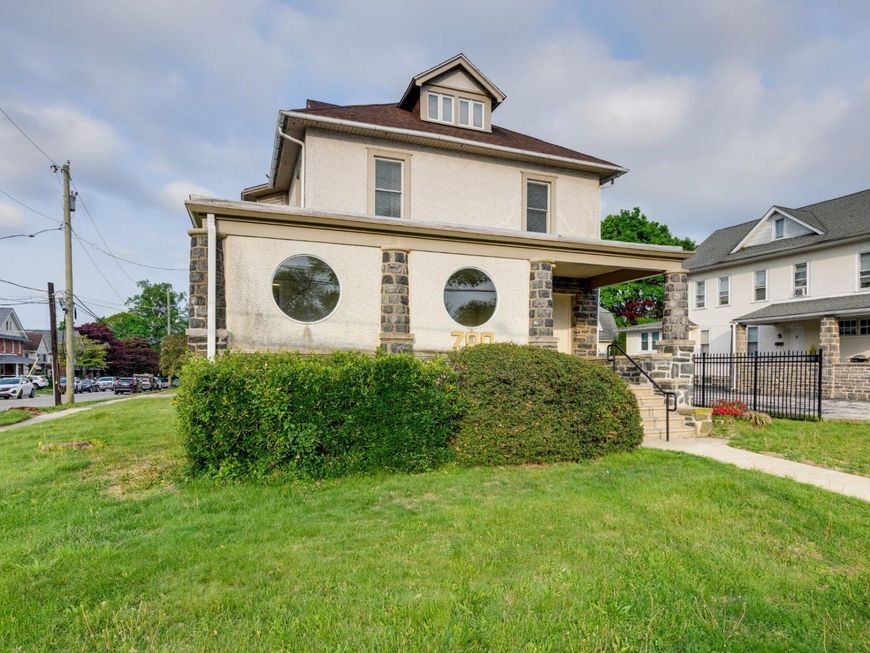 700 Darby Road, Havertown, PA 19083 Main Photo
