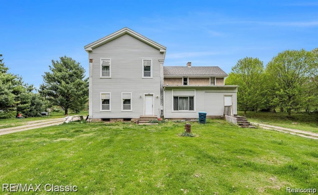 2520 W C Avenue, Kalamazoo, MI 49009 Main Photo