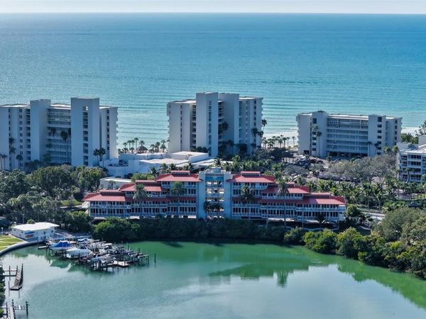 225 SANDS POINT ROAD, Unit 7205, LONGBOAT KEY, FL 34228