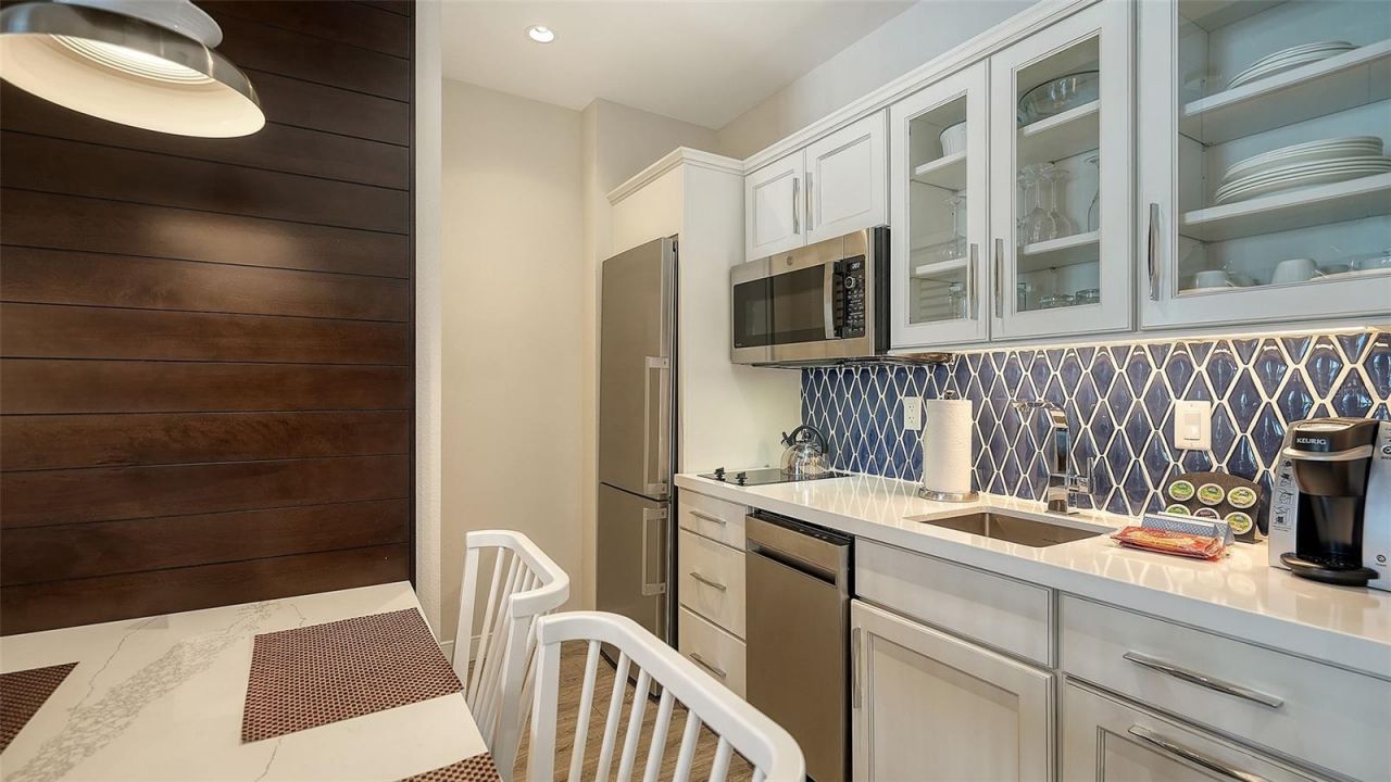 225 Sands Point Road, Unit 6201, Longboat Key, FL 34228 Photo