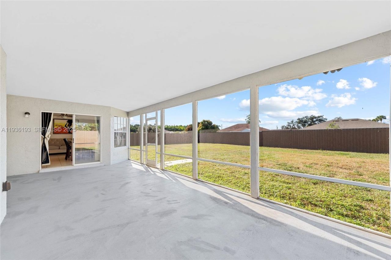 791 SW Hillsboro Cir, Port Saint Lucie, FL 34953 Photo