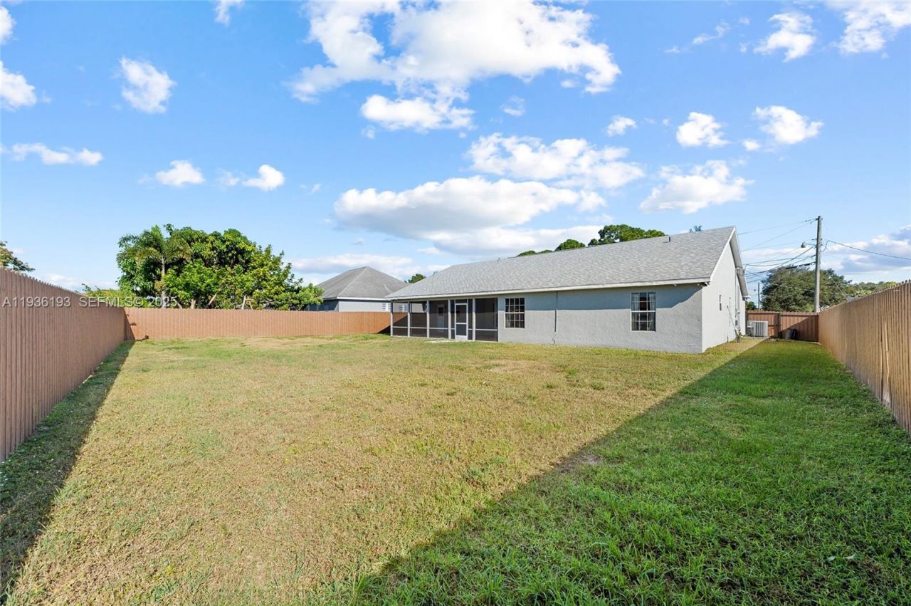 791 SW Hillsboro Cir, Port Saint Lucie, FL 34953 Photo