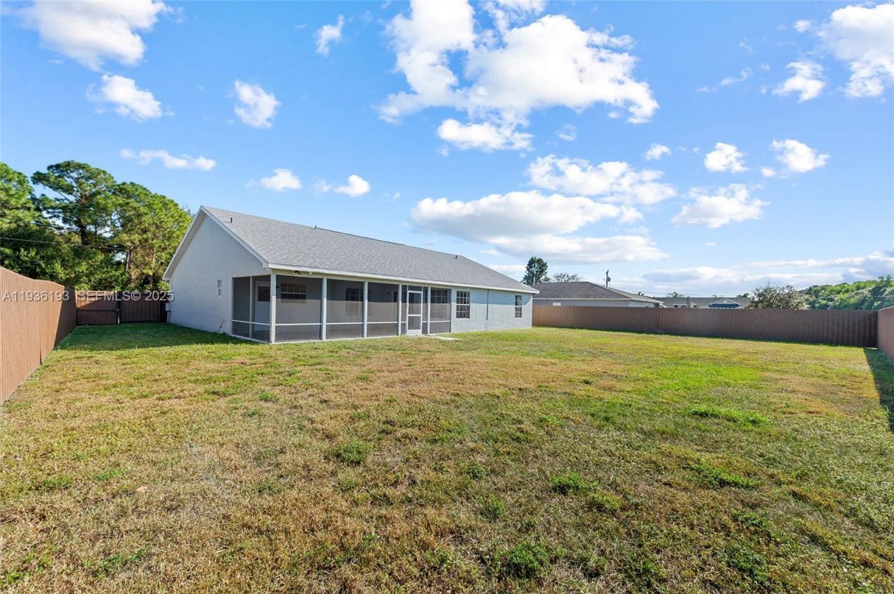 791 SW Hillsboro Cir, Port Saint Lucie, FL 34953 Photo