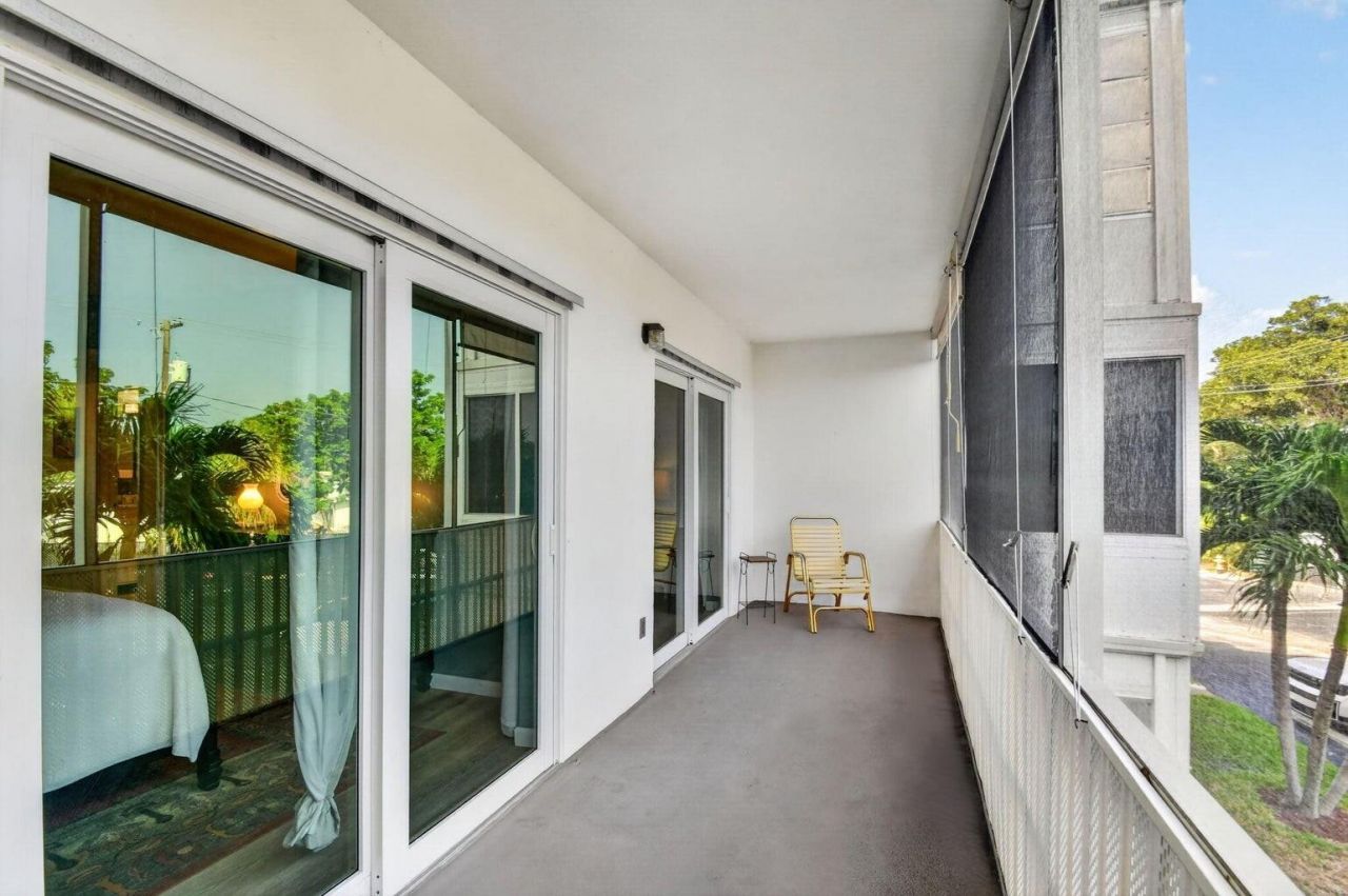 2381 Sunset Avenue, Unit 216, Lake Worth, FL 33461 Photo