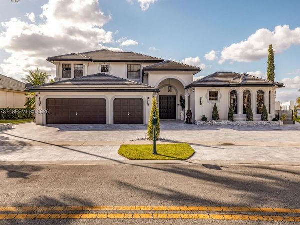 3910 SW 186th Ter, Miramar, FL 33029