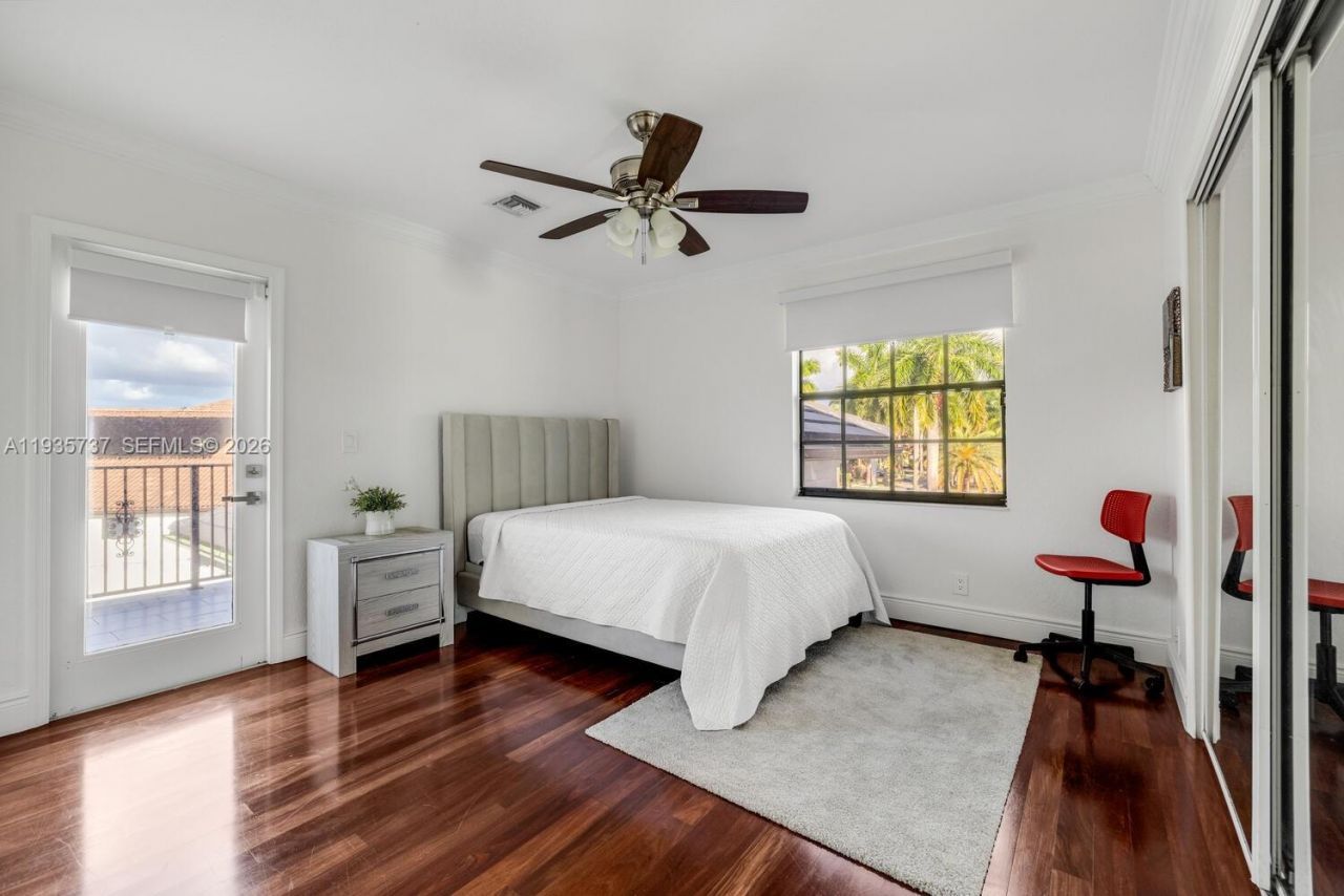 3910 SW 186th Ter, Miramar, FL 33029 Photo