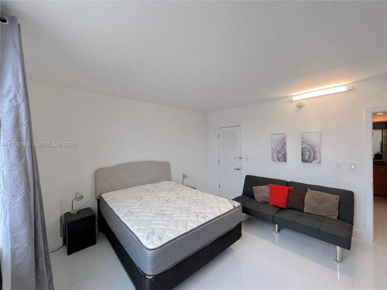 401 69th St , Unit 304, Miami Beach, FL 33141 Photo