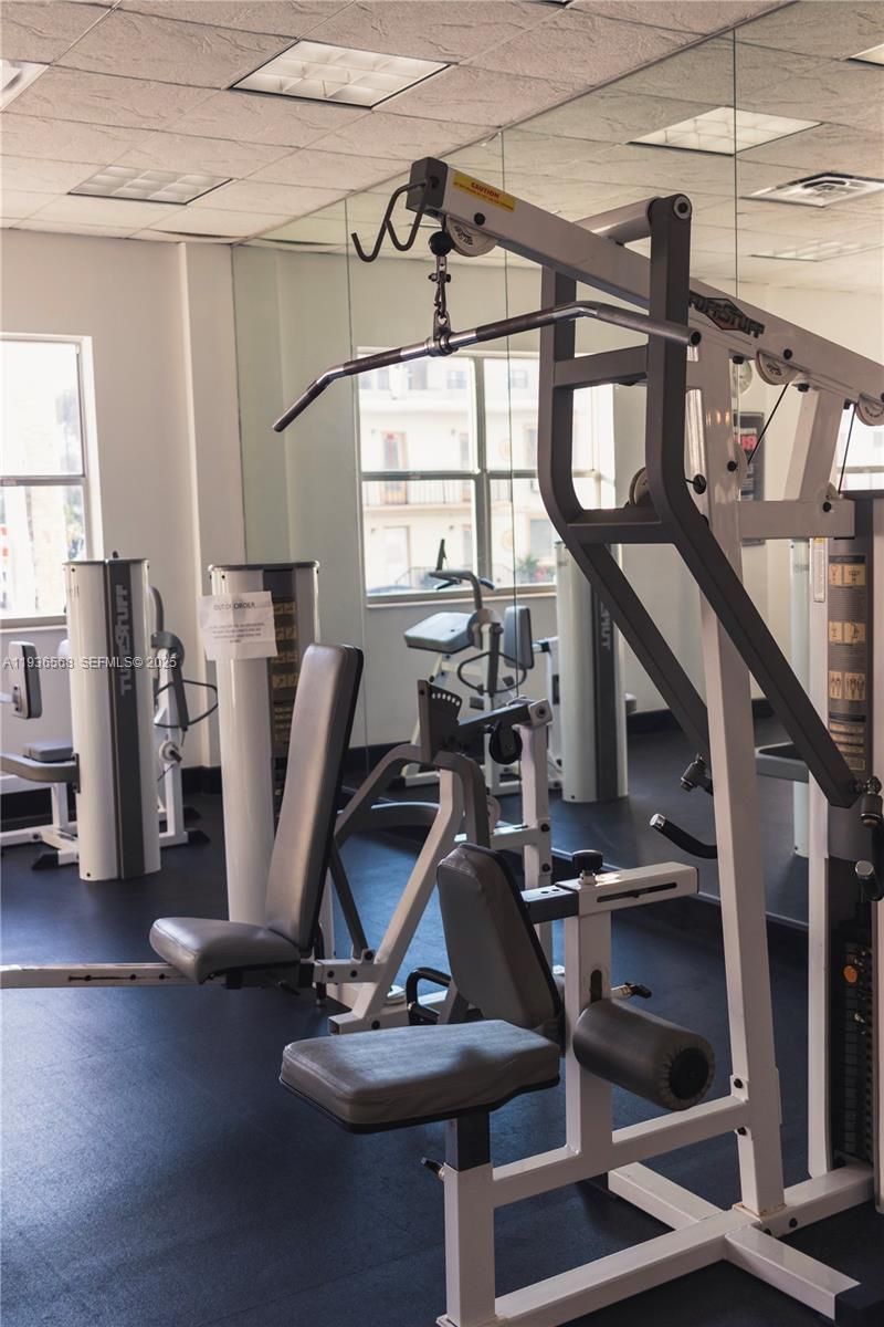 401 69th St , Unit 304, Miami Beach, FL 33141 Photo