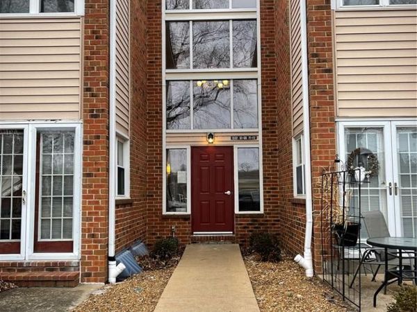 1332 Holgate Drive, Unit G5, Ballwin, MO 63021