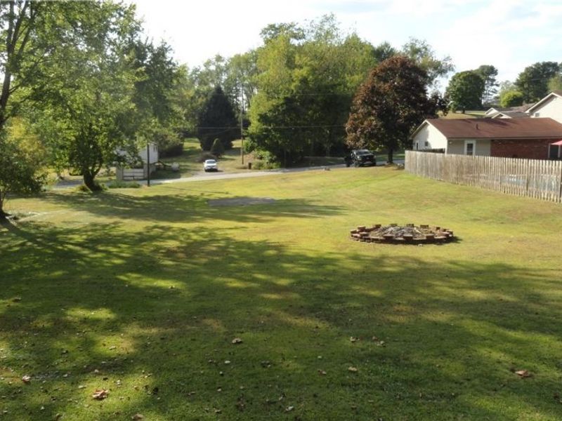 964 Johnsonville Road, Chester, WV 26034 Photo 5