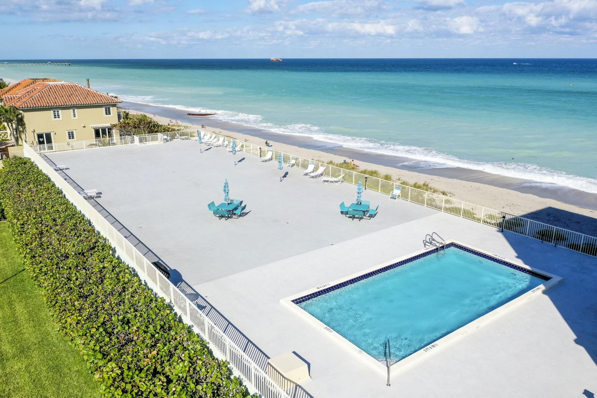 900 Ocean Drive, Unit 501, Juno Beach, FL 33408 Photo