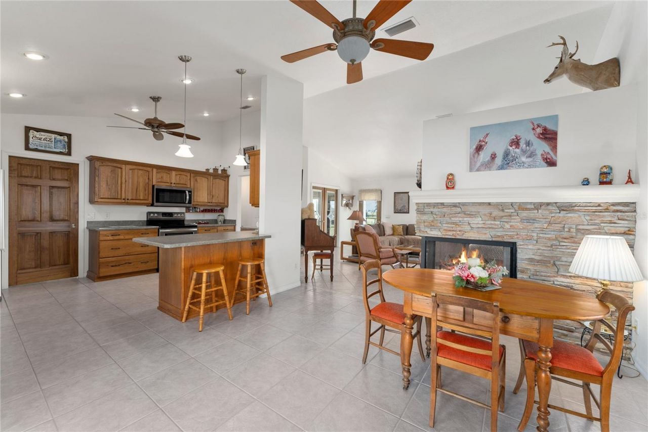 3650 SE 165th Avenue, Morriston, FL 32668 Photo