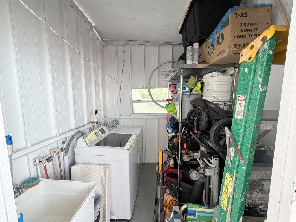 5221 SW 25th Avenue, Fort Lauderdale, FL 33312 Photo