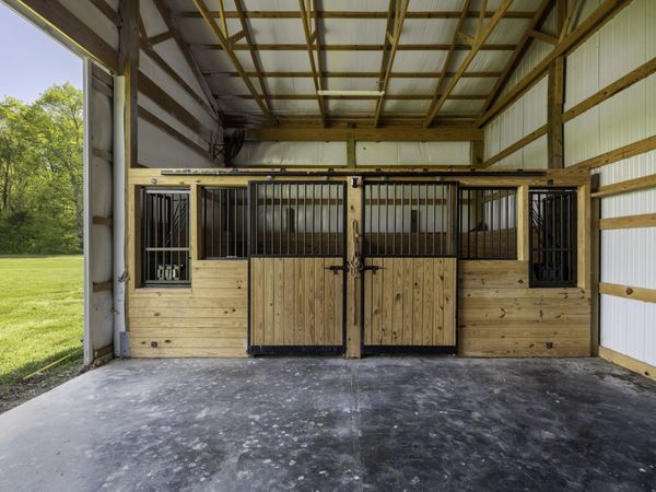 6865 Flat Creek Rd, College Grove, TN 37046