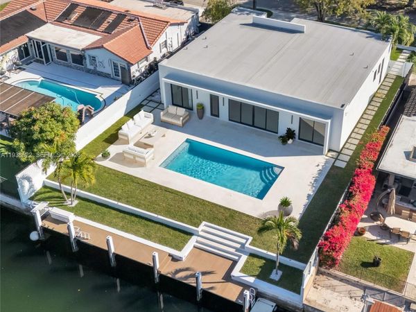 13200 N Bayshore Dr, North Miami, FL 33181