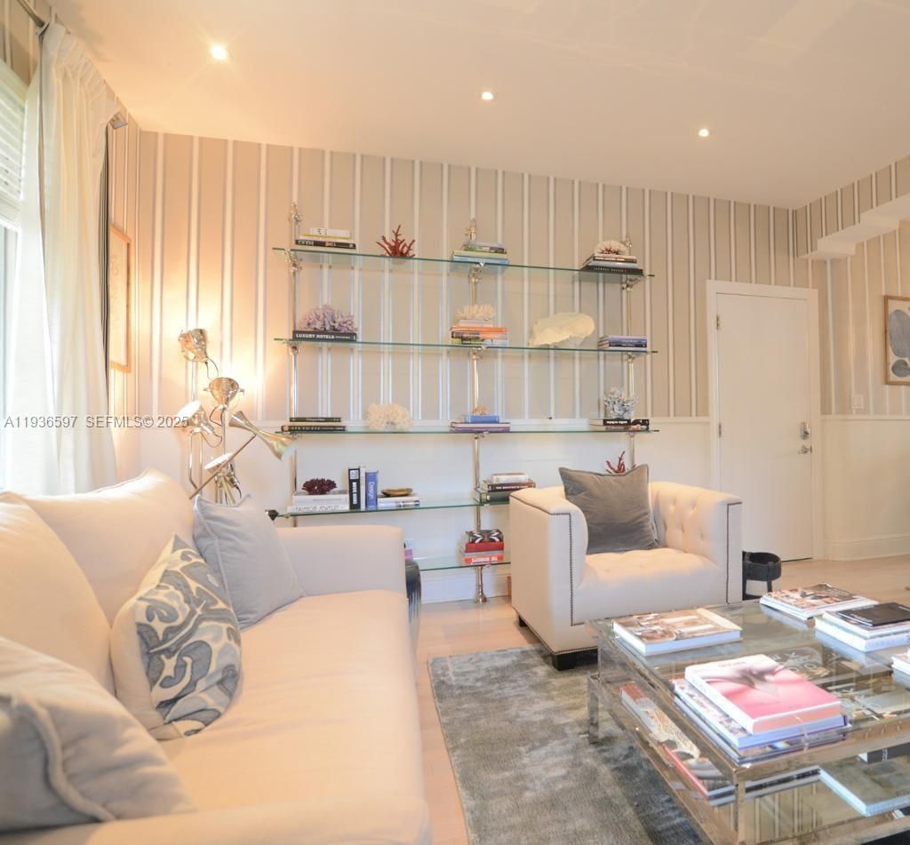 1520 Euclid Ave, Unit 1, Miami Beach, FL 33139 Photo