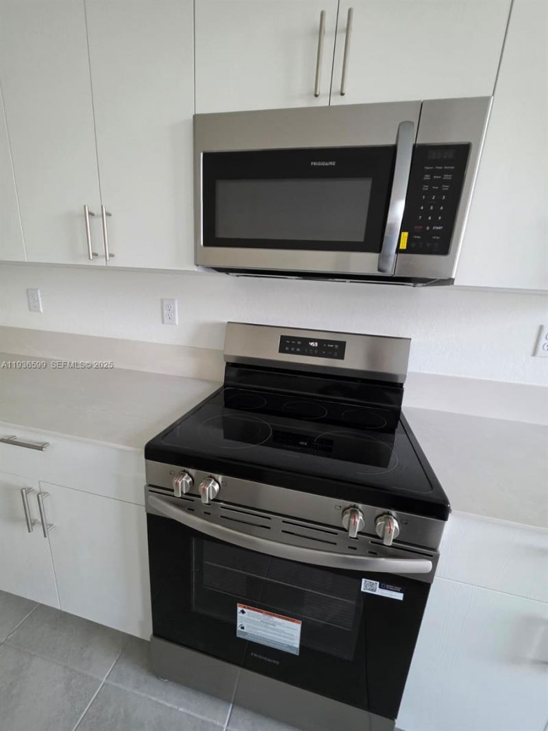 19571 SW 339 Terrace, Homestead, FL 33034 Photo