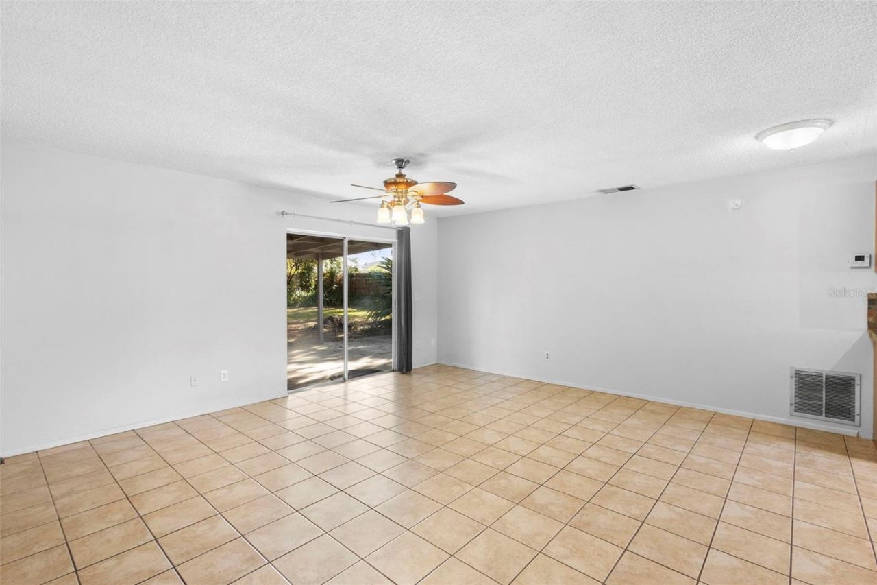 991 Centennial Avenue, Deltona, FL 32738 Photo