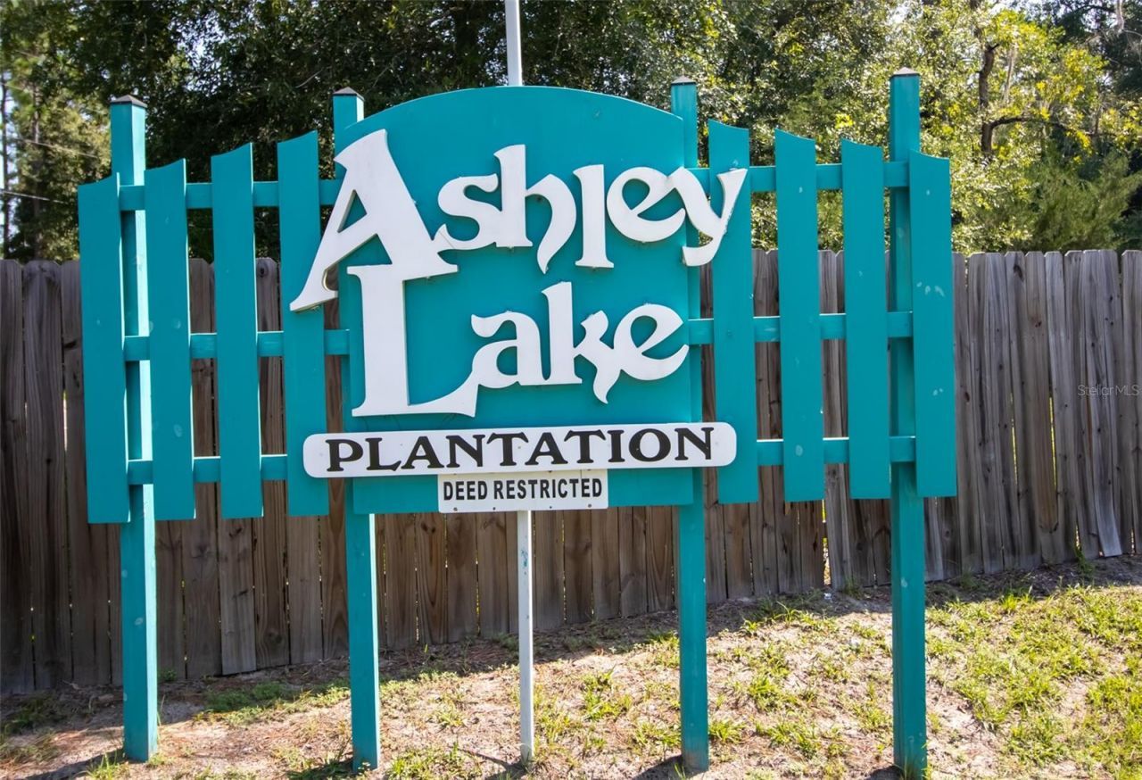 101 Ashley Lake Drive, Melrose, FL 32666 Photo