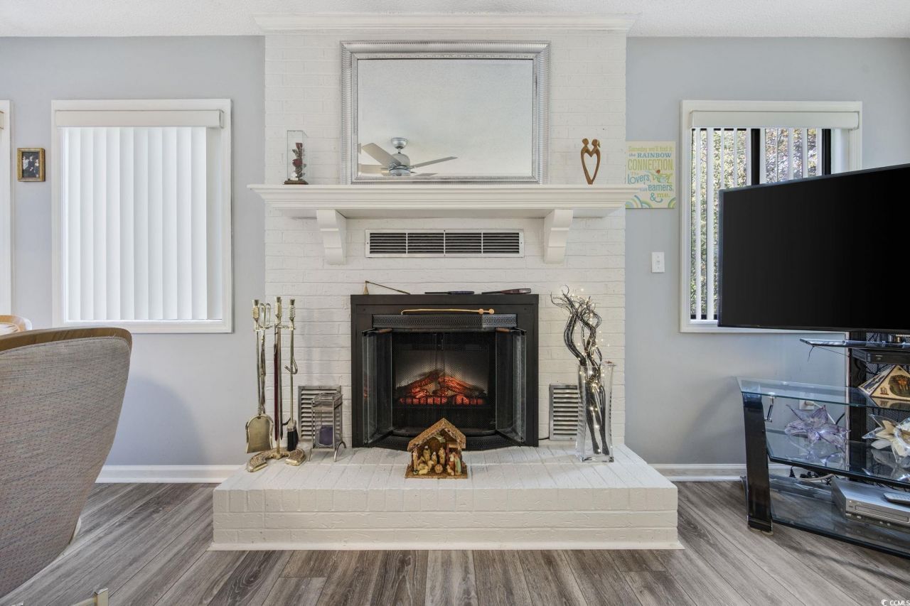 2239 Jackson Circle Photo 16