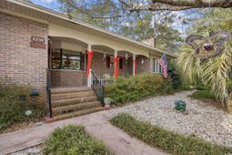 2239 Jackson Circle photo 4