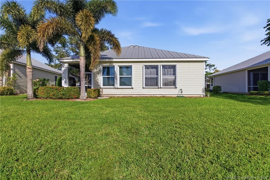 543 NE Canoe Park Circle, Port Saint Lucie, FL 34983 Photo