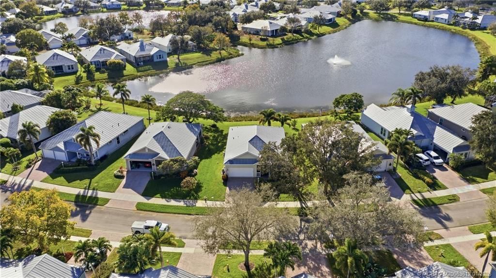 543 NE Canoe Park Circle, Port Saint Lucie, FL 34983 Photo