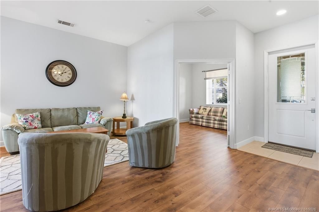 543 NE Canoe Park Circle, Port Saint Lucie, FL 34983 Photo