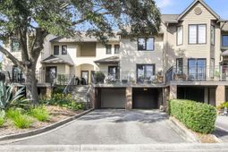 1918 Marsh Oak Lane photo 4