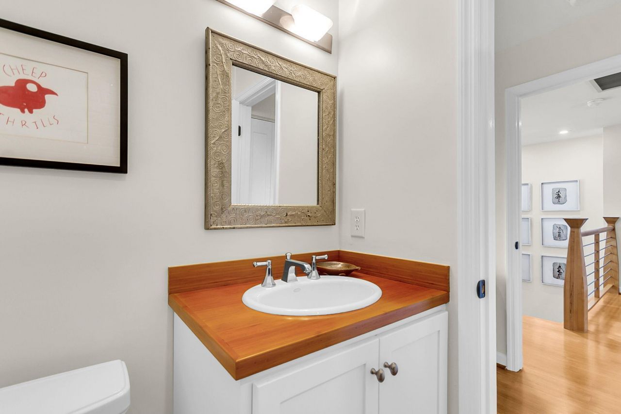 1918 Marsh Oak Lane Photo 36