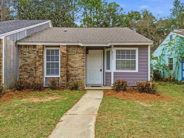 8322 Kause Rd, Pensacola, FL 32506