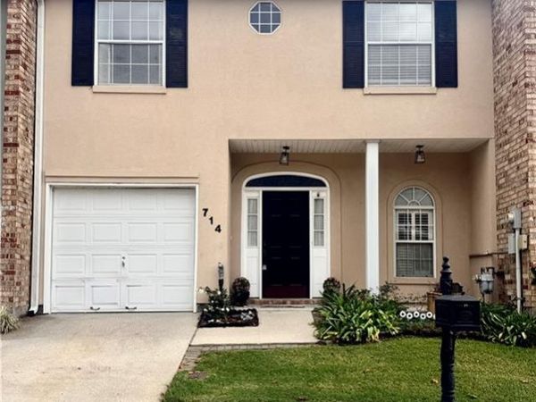 714 PECAN GROVE Lane, Jefferson, LA 70121