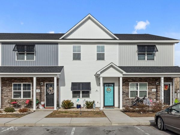 30 Outrigger Drive, Swansboro, NC 28584