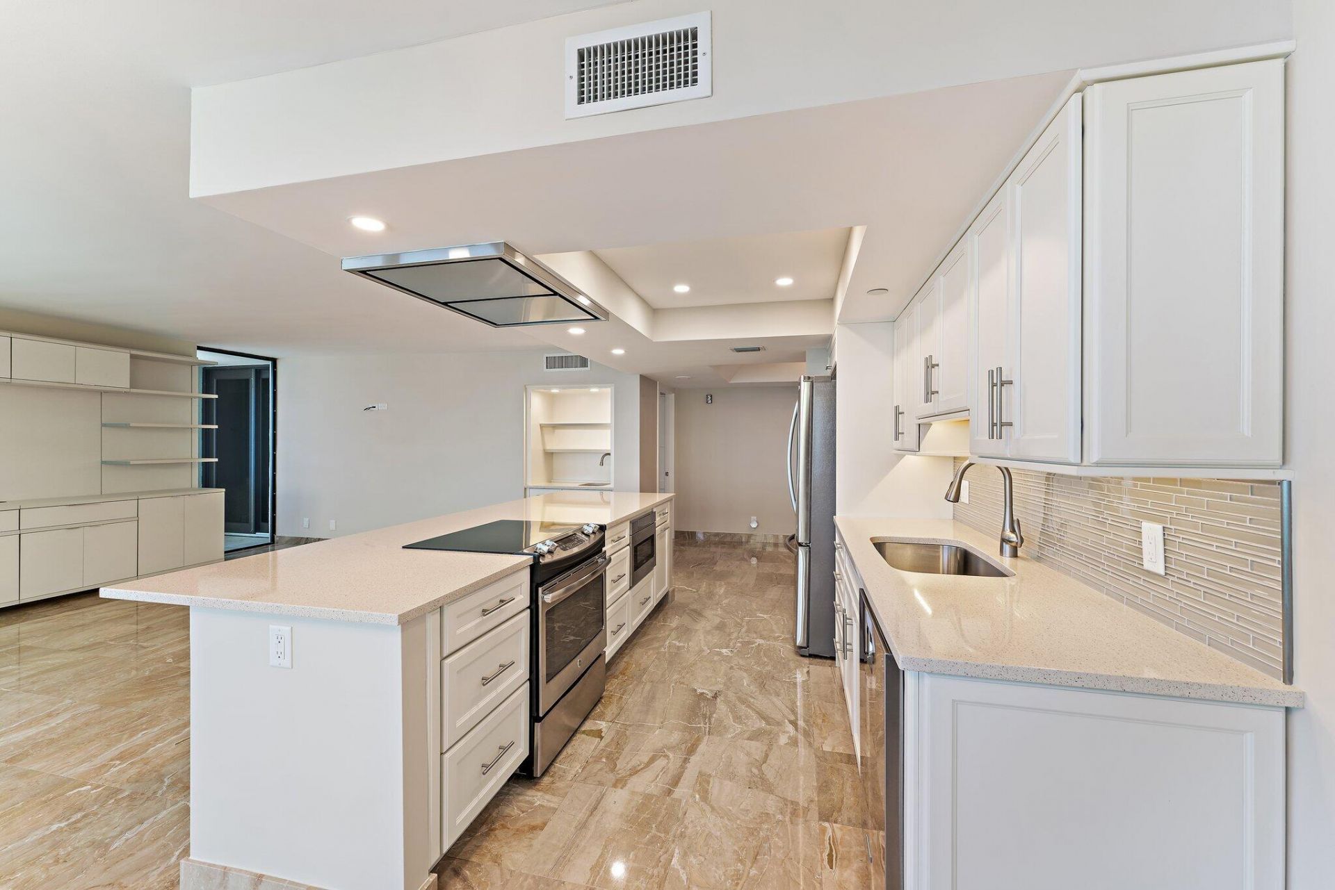 5280 N Ocean Drive, Unit 3b, Singer Island, FL 33404 Photo