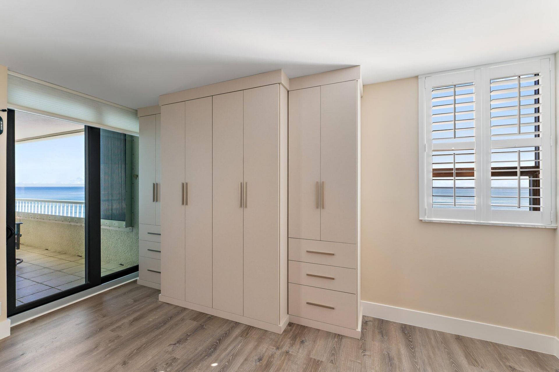 5280 N Ocean Drive, Unit 3b, Singer Island, FL 33404 Photo