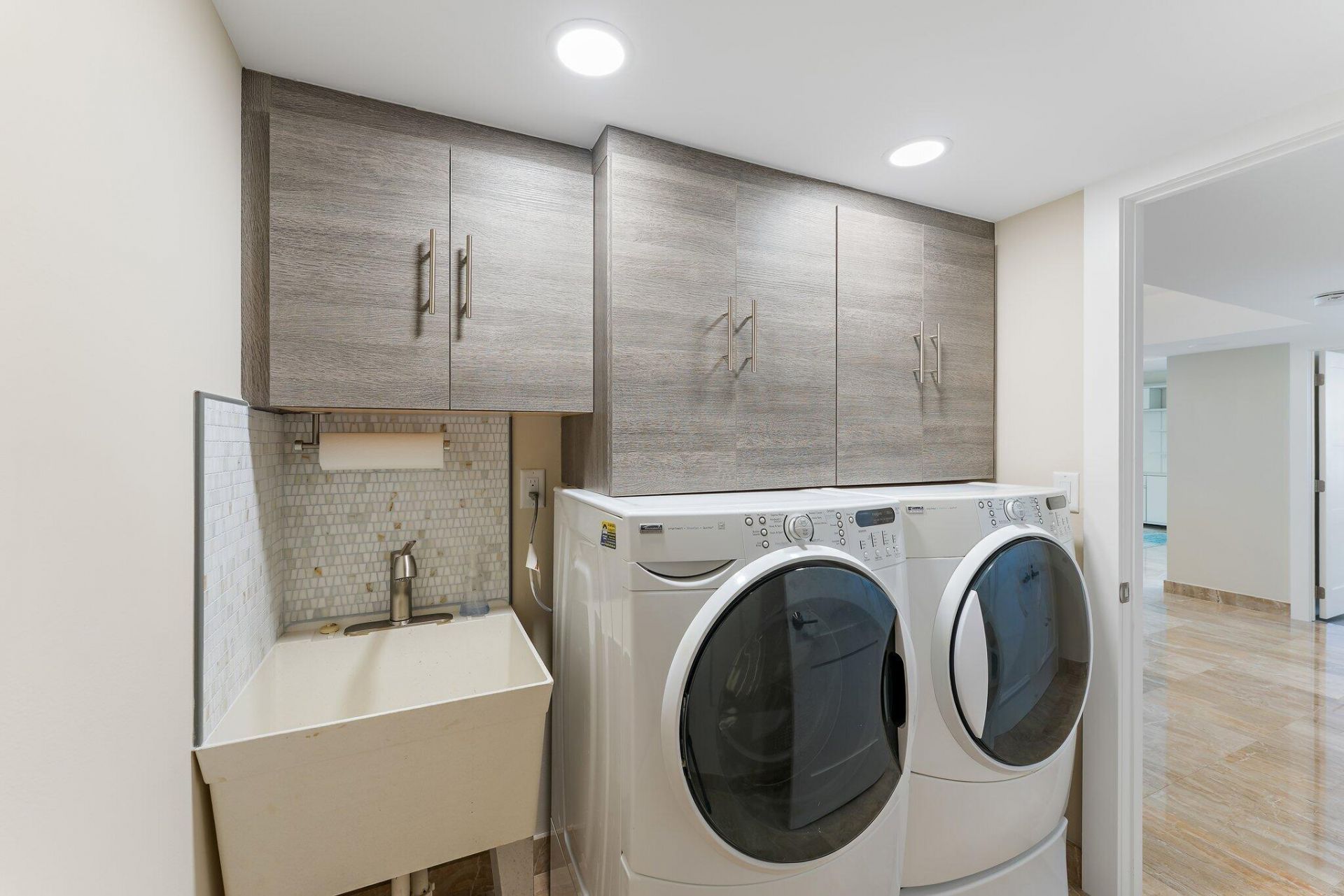 5280 N Ocean Drive, Unit 3b, Singer Island, FL 33404 Photo