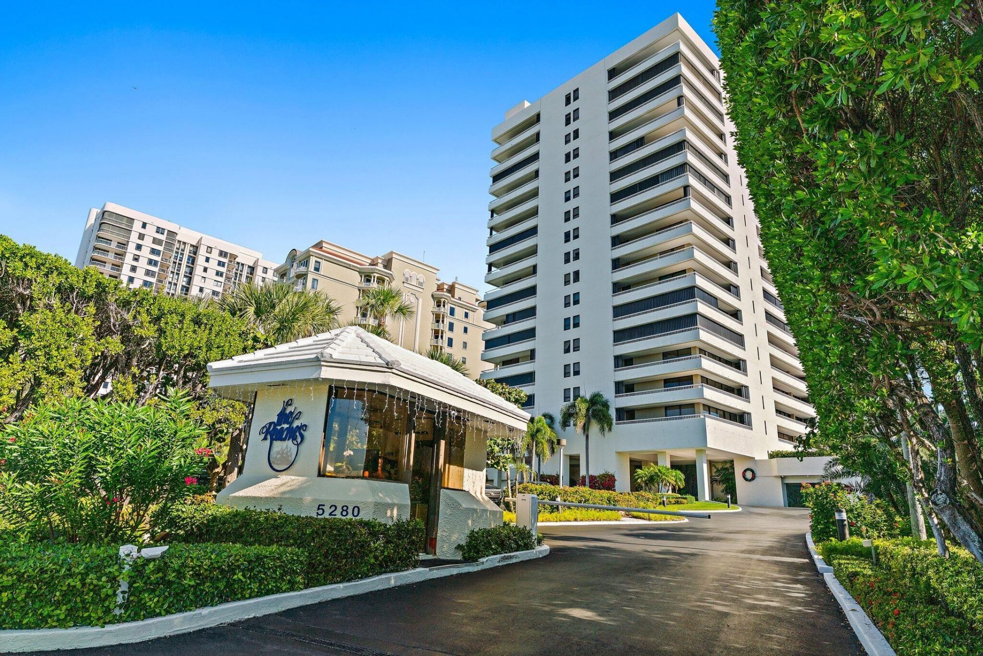 5280 N Ocean Drive, Unit 3b, Singer Island, FL 33404 Photo