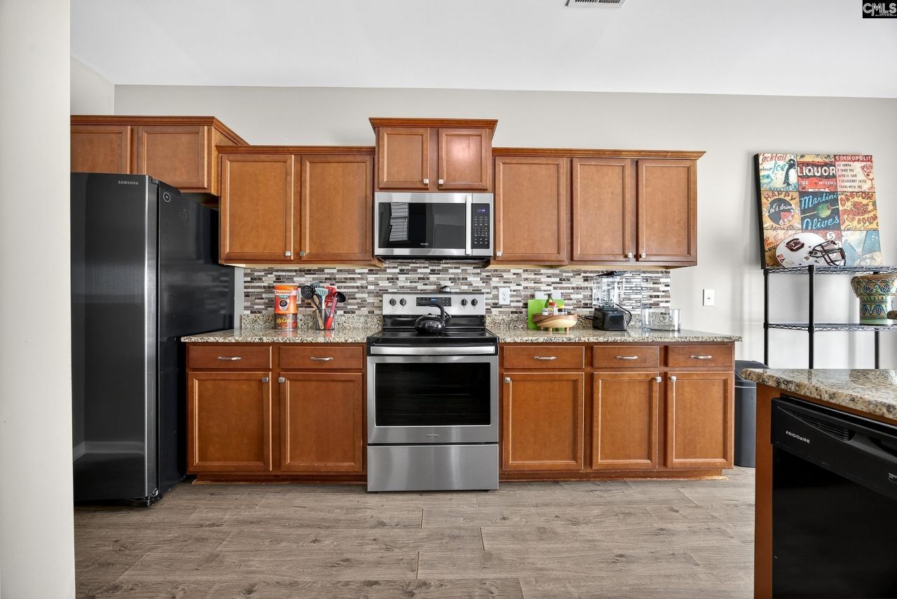 125 Chesterton Drive  Photo 10