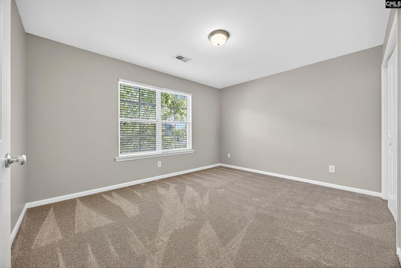 125 Chesterton Drive  Photo 21