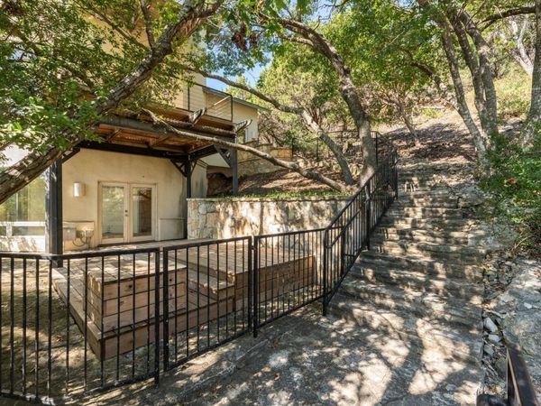 5310 Scenic View DR, Austin, TX 78746