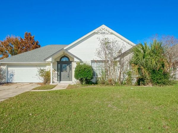 413 MOONRAKER Drive, Slidell, LA 70458