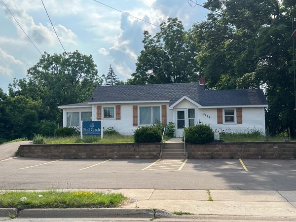 4108 S Cedar Street, Lansing, MI 48910