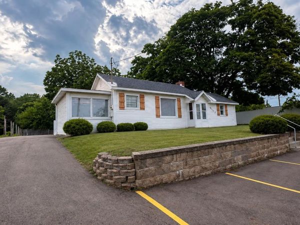 4108 S Cedar Street, Lansing, MI 48910