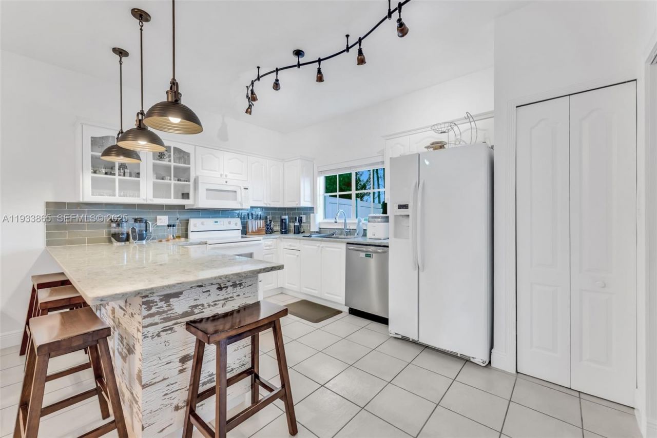 12925 SW 49th Ct, Miramar, FL 33027 Photo