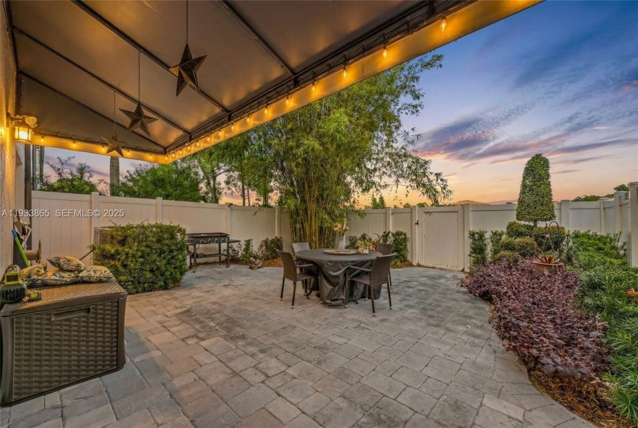 12925 SW 49th Ct, Miramar, FL 33027 Photo