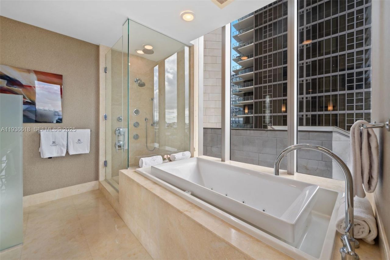 9705 Collins Ave, Unit 605N, Bal Harbour, FL 33154 Photo