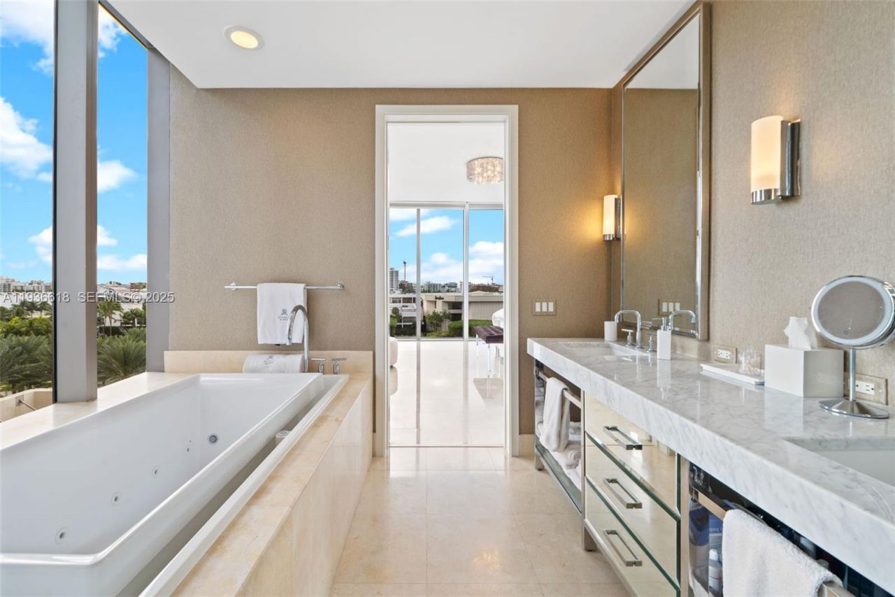 9705 Collins Ave, Unit 605N, Bal Harbour, FL 33154 Photo